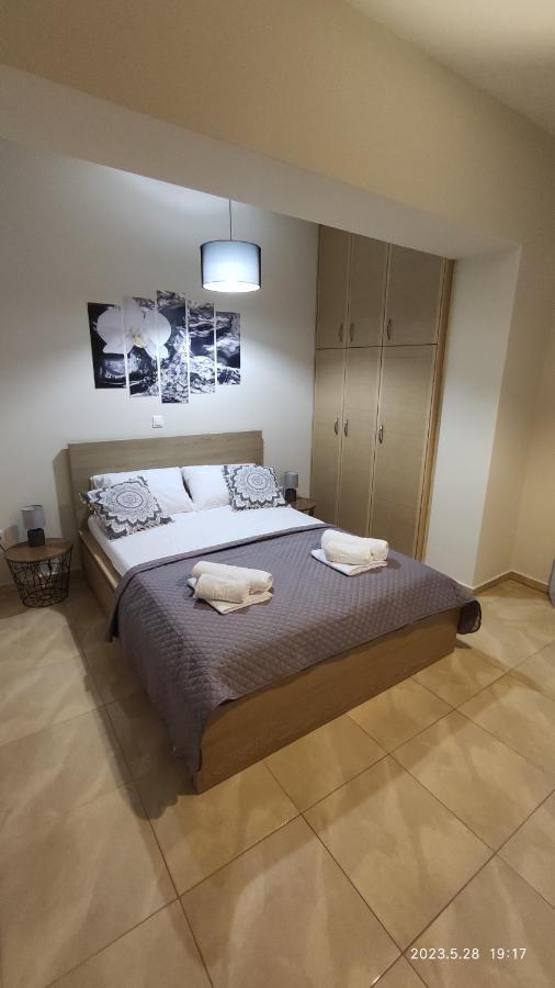 Urbi Garden Apartment Artemida  Bagian luar foto
