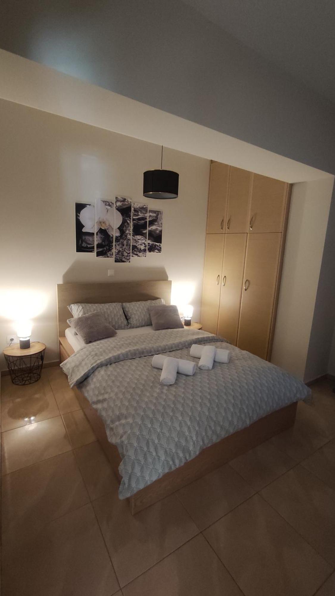 Urbi Garden Apartment Artemida  Bagian luar foto